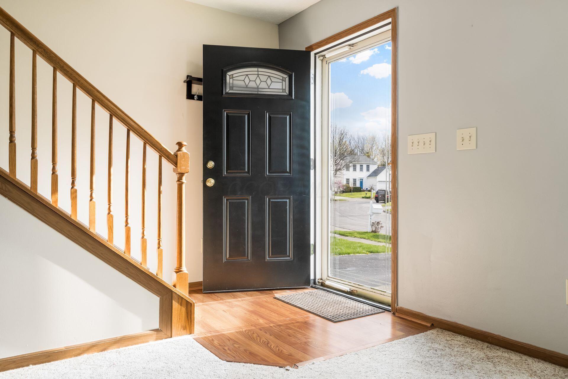 8927 Garrett Street, Lewis Center, Ohio image 3
