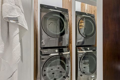 Tiny photo for 1 Bottomley Crescent, New Albany, OH 43054 (MLS # 226004322)