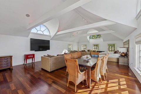 Tiny photo for 1 Bottomley Crescent, New Albany, OH 43054 (MLS # 226004322)