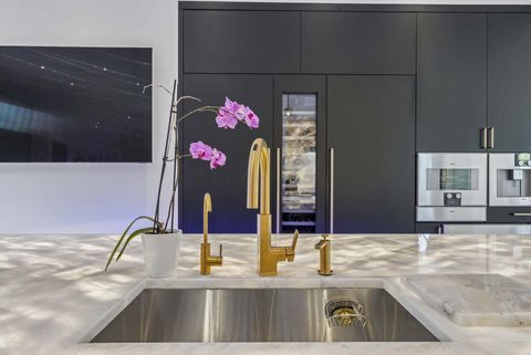 Tiny photo for 1 Bottomley Crescent, New Albany, OH 43054 (MLS # 226004322)