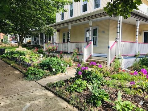 Tiny photo for 347 E Wheeling Street, Lancaster, OH 43130 (MLS # 225037549)