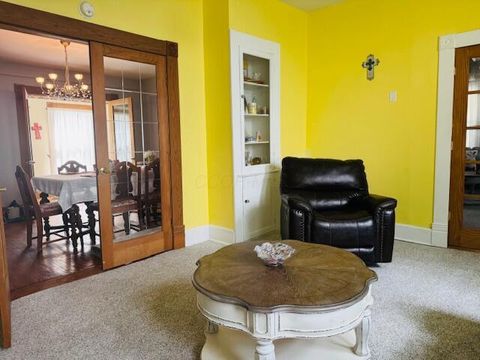 Tiny photo for 347 E Wheeling Street, Lancaster, OH 43130 (MLS # 225037549)