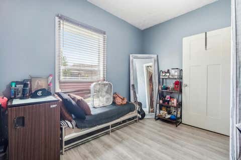 Tiny photo for 501 N Yellow Springs Street, Springfield, OH 45504 (MLS # 226027385)