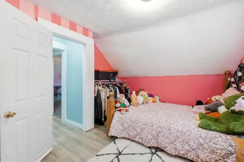 Tiny photo for 501 N Yellow Springs Street, Springfield, OH 45504 (MLS # 226027385)