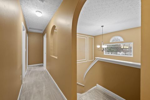 Tiny photo for 176 Knights Bridge Drive E, Pickerington, OH 43147 (MLS # 226000029)