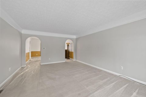 Tiny photo for 176 Knights Bridge Drive E, Pickerington, OH 43147 (MLS # 226000029)