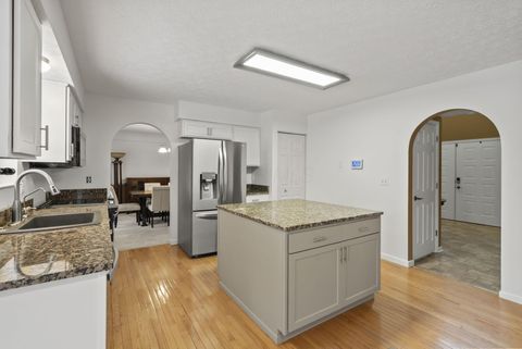 Tiny photo for 176 Knights Bridge Drive E, Pickerington, OH 43147 (MLS # 226000029)