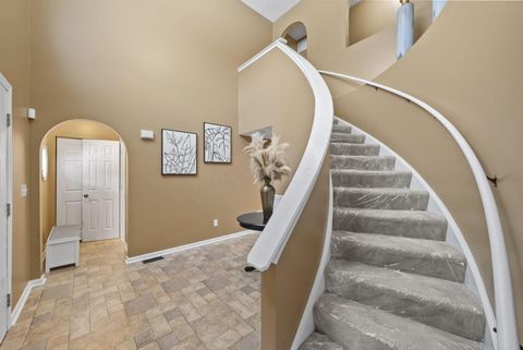 Tiny photo for 176 Knights Bridge Drive E, Pickerington, OH 43147 (MLS # 226000029)