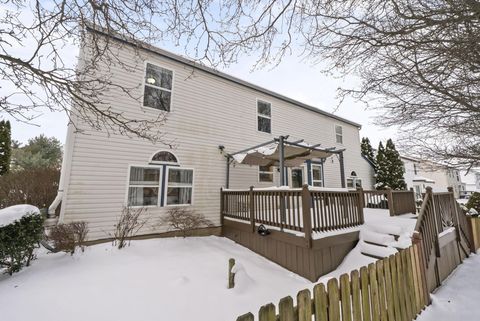 Tiny photo for 176 Knights Bridge Drive E, Pickerington, OH 43147 (MLS # 226000029)