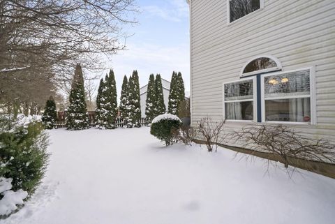 Tiny photo for 176 Knights Bridge Drive E, Pickerington, OH 43147 (MLS # 226000029)