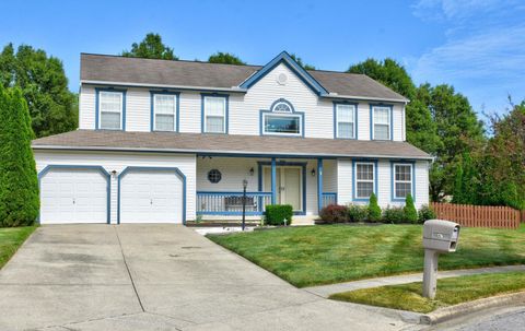 Photo of 176 Knights Bridge Drive E, Pickerington, OH 43147 (MLS # 226000029)