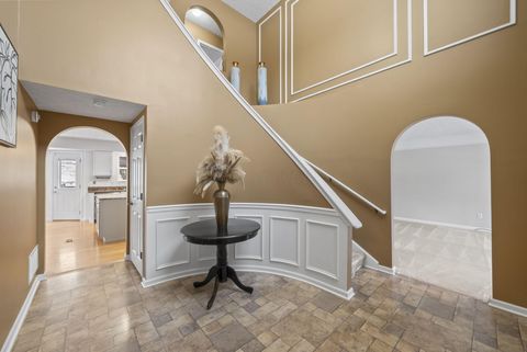 Tiny photo for 176 Knights Bridge Drive E, Pickerington, OH 43147 (MLS # 226000029)