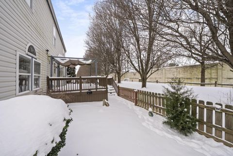 Tiny photo for 176 Knights Bridge Drive E, Pickerington, OH 43147 (MLS # 226000029)