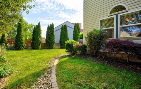 Tiny photo for 176 Knights Bridge Drive E, Pickerington, OH 43147 (MLS # 226000029)