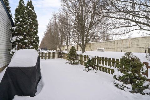 Tiny photo for 176 Knights Bridge Drive E, Pickerington, OH 43147 (MLS # 226000029)