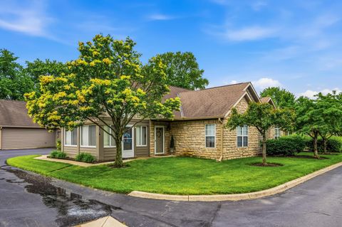 Photo of 5607 E Links Boulevard 3 #3, Hilliard, OH 43026 (MLS # 226019063)