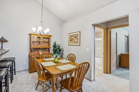 Tiny photo for 5607 E Links Boulevard 3 #3, Hilliard, OH 43026 (MLS # 226019063)