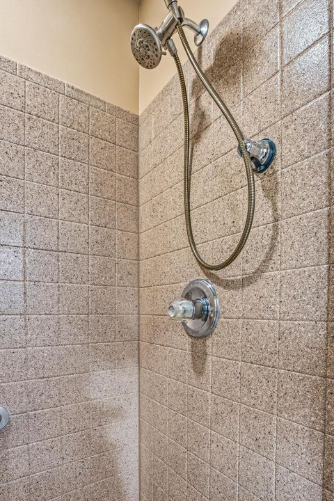 Tiny photo for 5607 E Links Boulevard 3 #3, Hilliard, OH 43026 (MLS # 226019063)