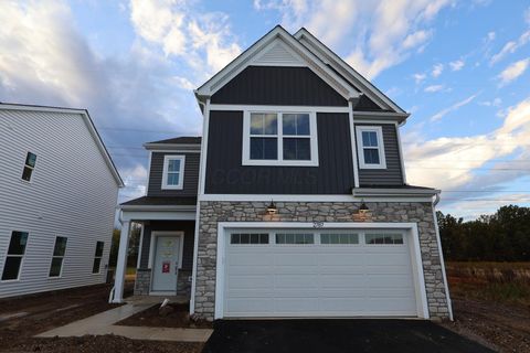 Photo of 2787 Drycreek Court, Powell, OH 43065 (MLS # 225035960) Photo of 2787 Drycreek Court, Powell, OH 43065 (MLS # 225035960)