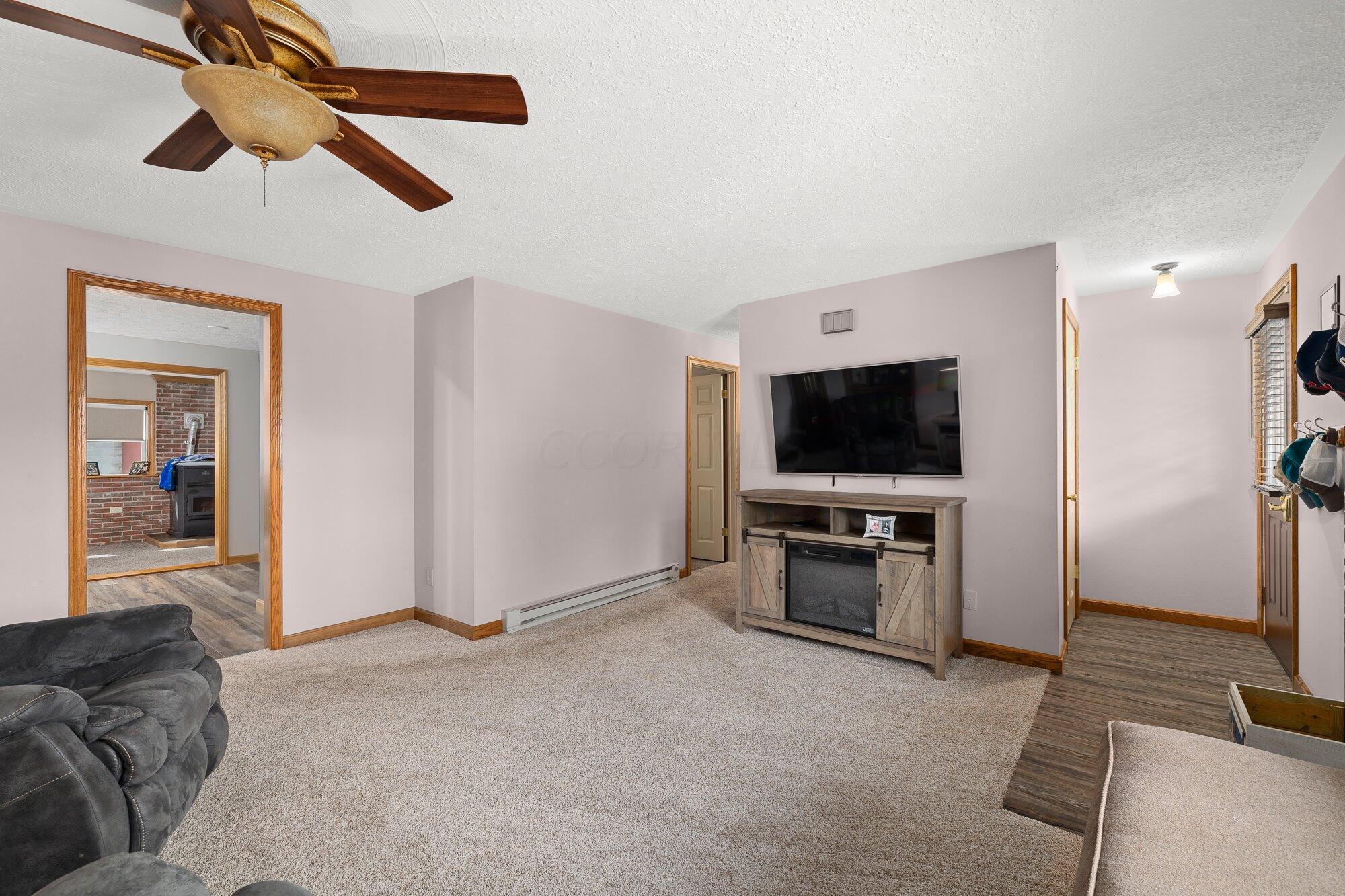 1531 Suburban Drive, Mansfield, Ohio image 4