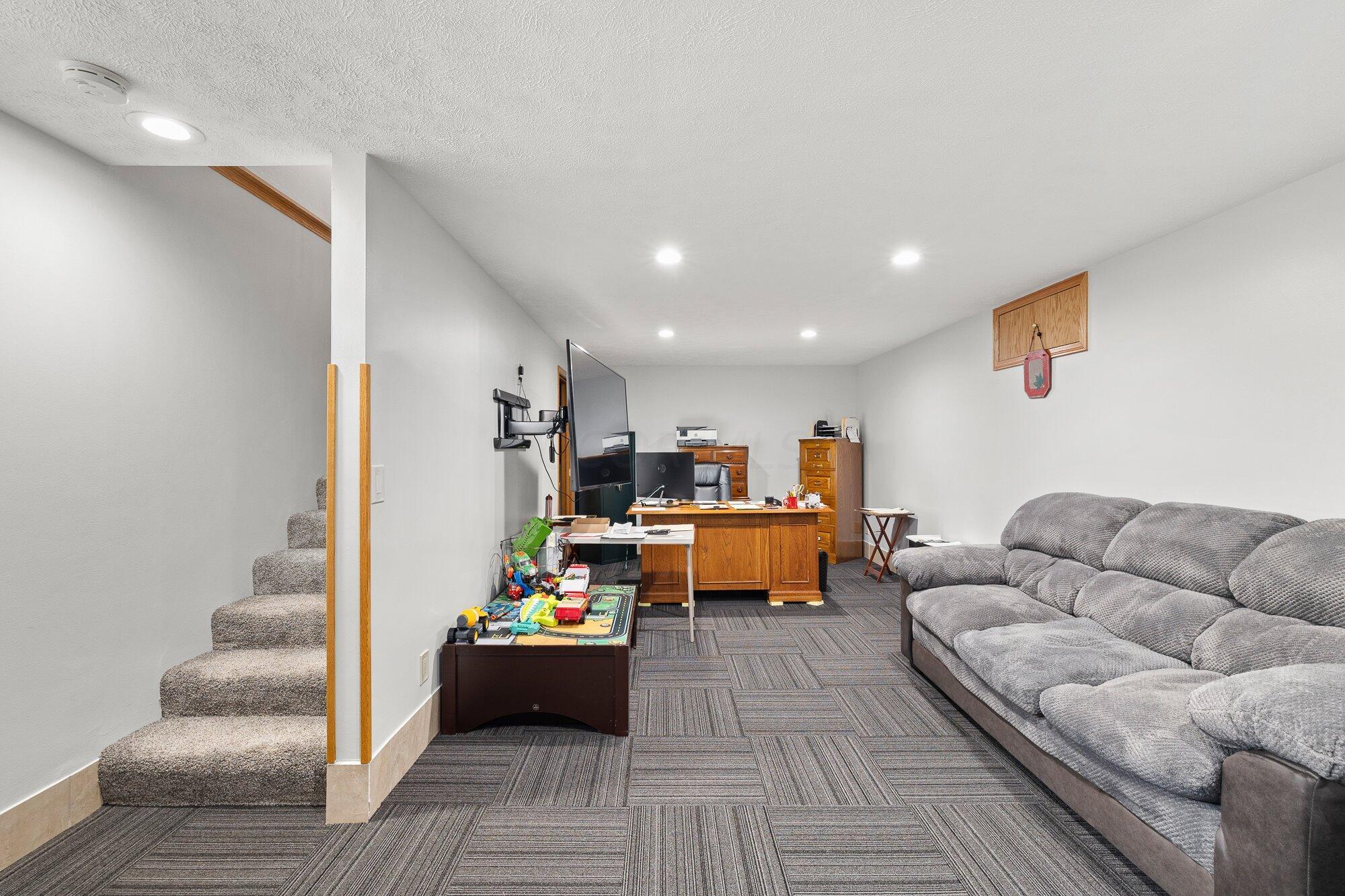 1531 Suburban Drive, Mansfield, Ohio image 26