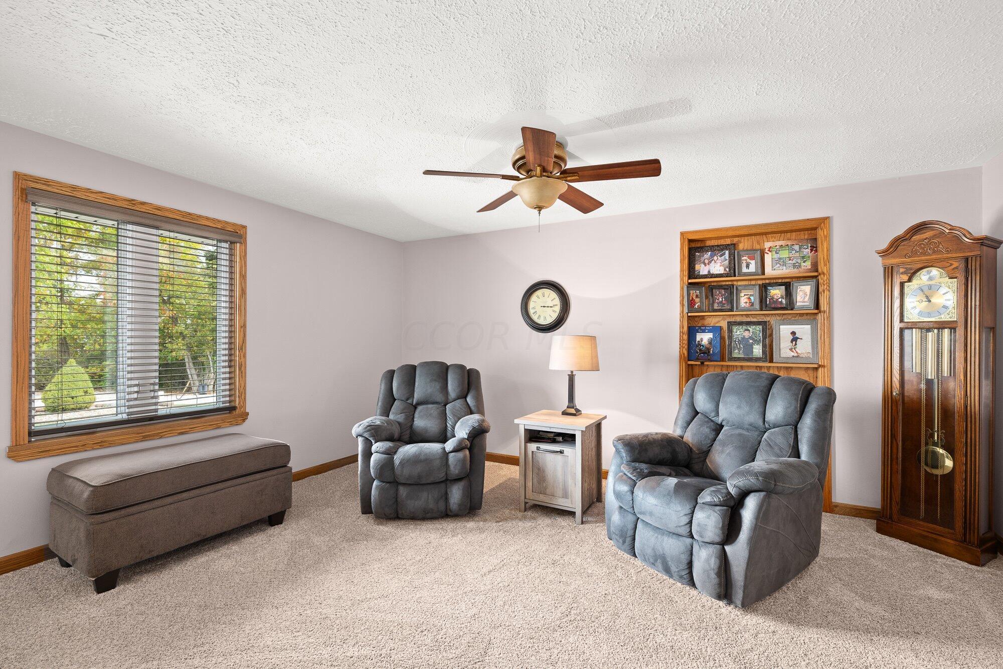 1531 Suburban Drive, Mansfield, Ohio image 3