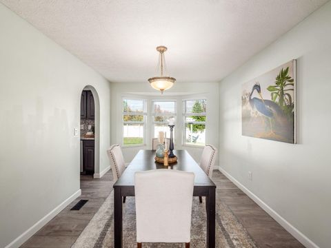 Tiny photo for 4638 Thornoak Drive, Grove City, OH 43123 (MLS # 225040584)