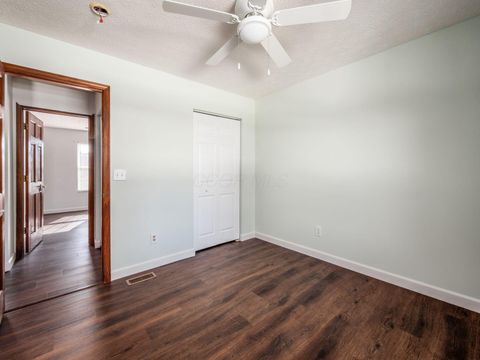Tiny photo for 4638 Thornoak Drive, Grove City, OH 43123 (MLS # 225040584)