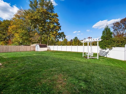 Tiny photo for 4638 Thornoak Drive, Grove City, OH 43123 (MLS # 225040584)