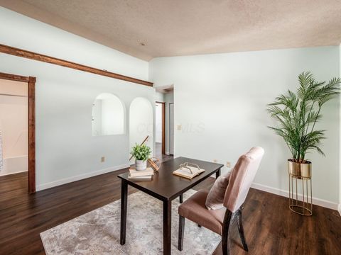 Tiny photo for 4638 Thornoak Drive, Grove City, OH 43123 (MLS # 225040584)