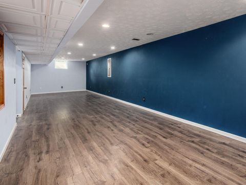 Tiny photo for 4638 Thornoak Drive, Grove City, OH 43123 (MLS # 225040584)