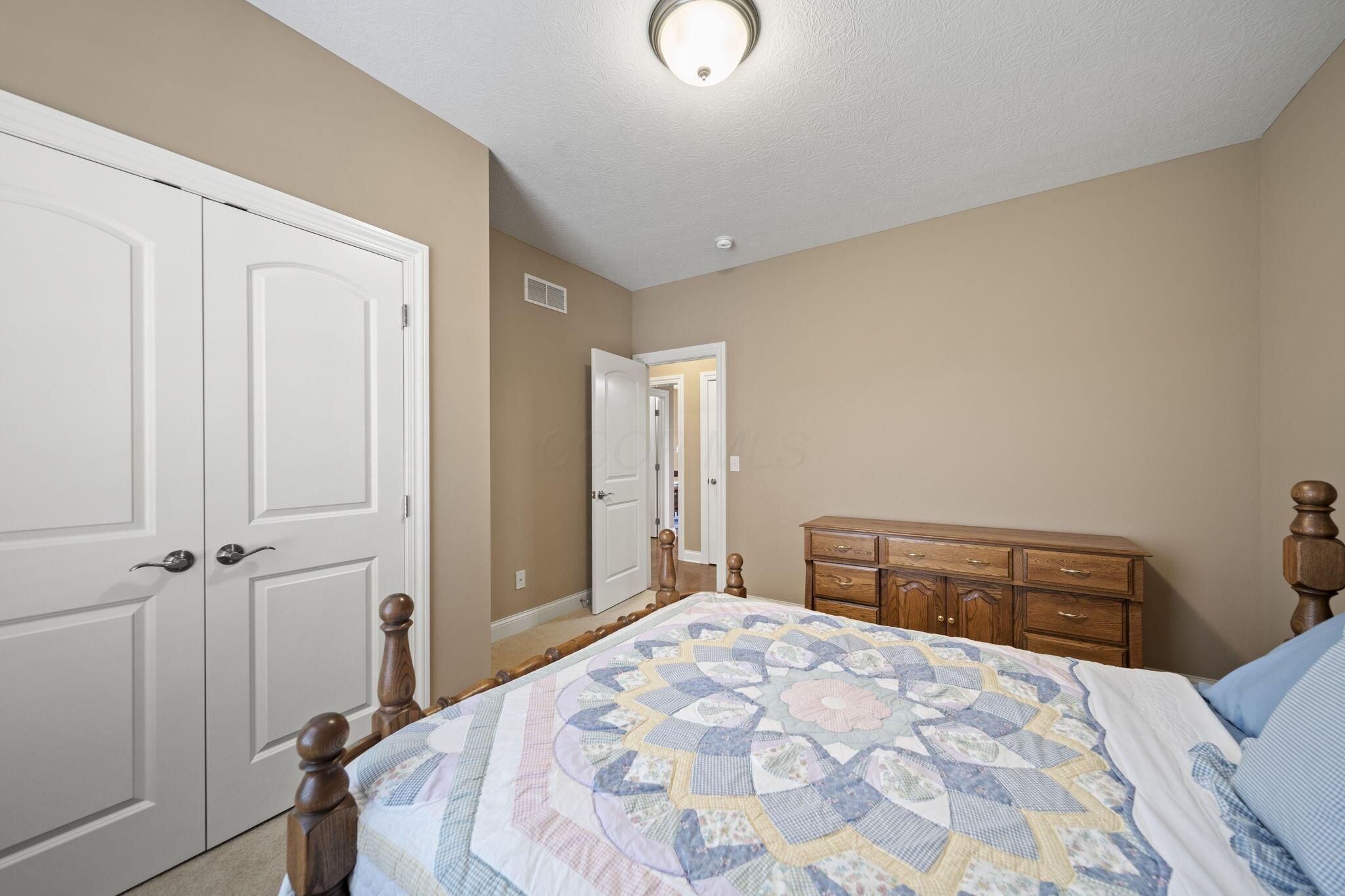 8445 Avalon Lane, Plain City, Ohio image 39