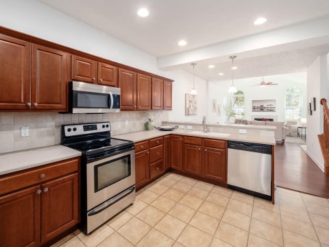 Tiny photo for 4210 Cobbler Road 15 #15, New Albany, OH 43054 (MLS # 226024911)