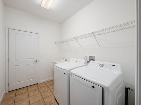 Tiny photo for 4210 Cobbler Road 15 #15, New Albany, OH 43054 (MLS # 226024911)