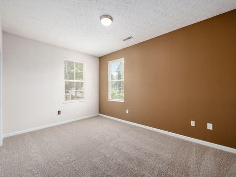 Tiny photo for 4210 Cobbler Road 15 #15, New Albany, OH 43054 (MLS # 226024911)