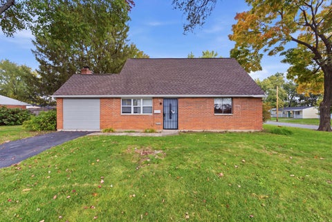 Photo of 1670 Striebel Road, Columbus, OH 43227 (MLS # 226039276)