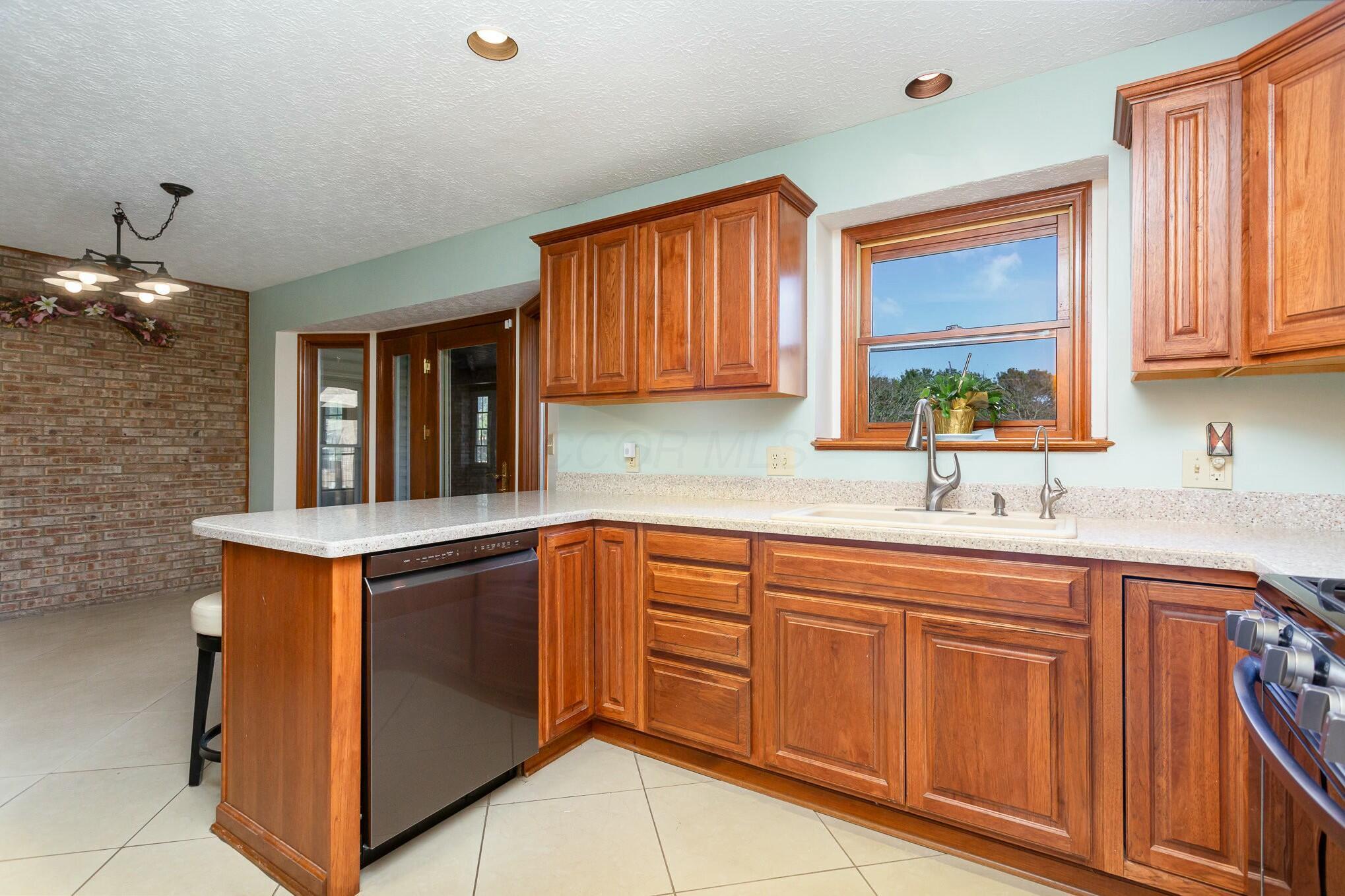 14270 Walnut Creek Pike, Ashville, Ohio image 17