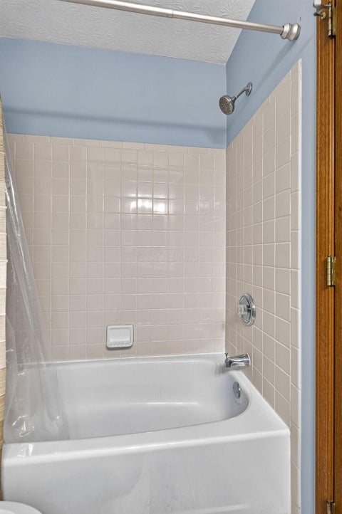 Tiny photo for 1537 Weiskopf Drive, Columbus, OH 43228 (MLS # 226040314)