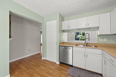 Tiny photo for 3368 La Coste Lane, Columbus, OH 43228 (MLS # 226029612)