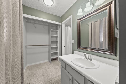 Tiny photo for 3368 La Coste Lane, Columbus, OH 43228 (MLS # 226029612)