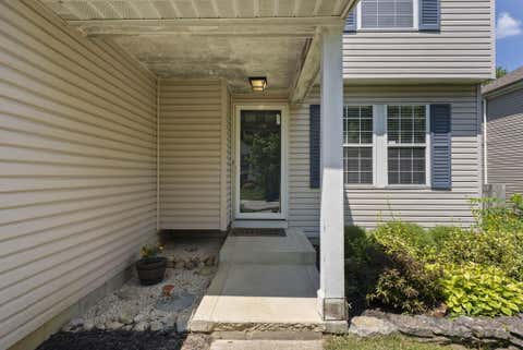 Tiny photo for 3368 La Coste Lane, Columbus, OH 43228 (MLS # 226029612)