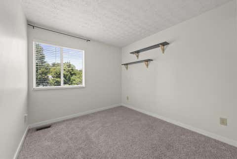 Tiny photo for 3368 La Coste Lane, Columbus, OH 43228 (MLS # 226029612)
