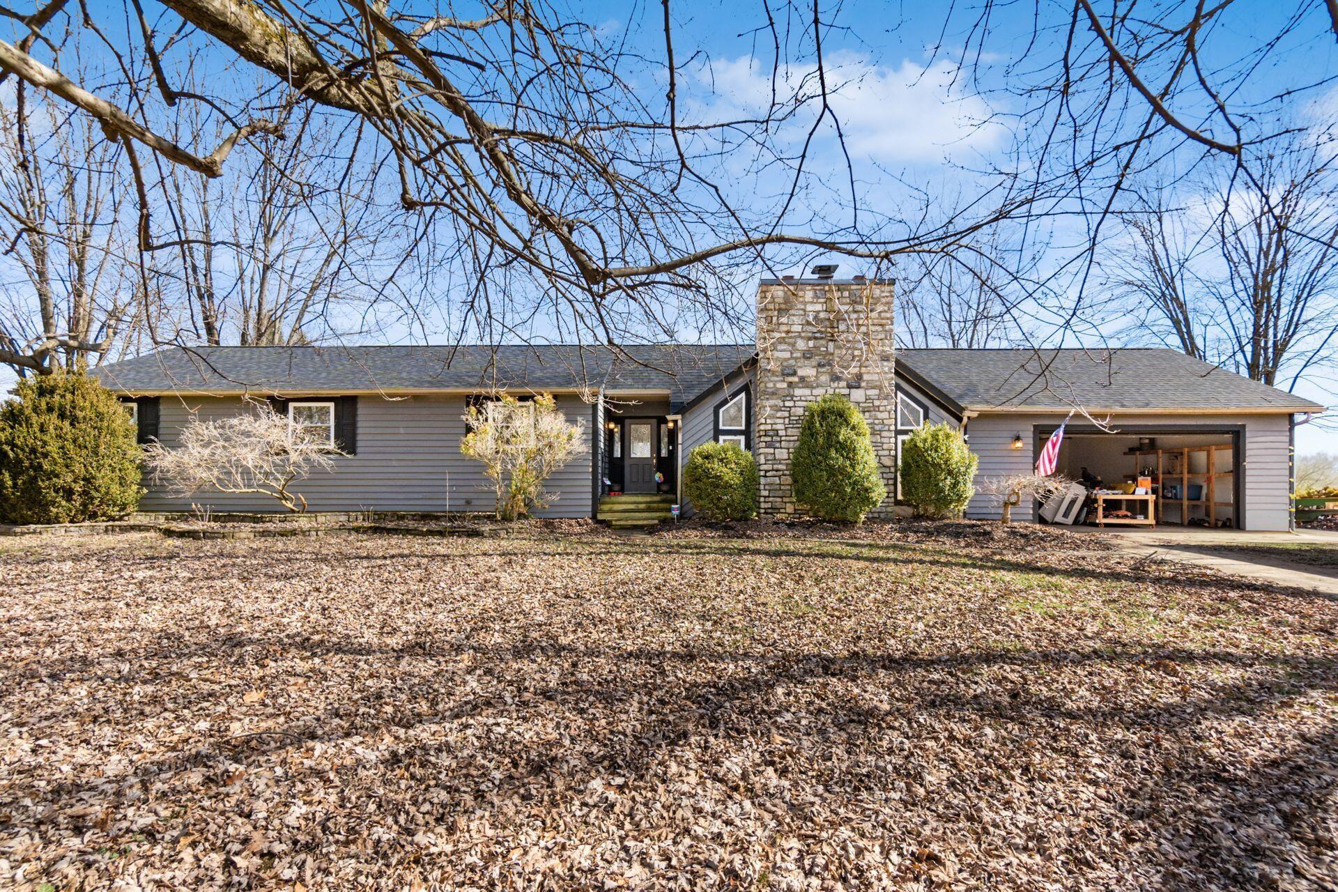 7482 Condit Road, Centerburg, Ohio image 1