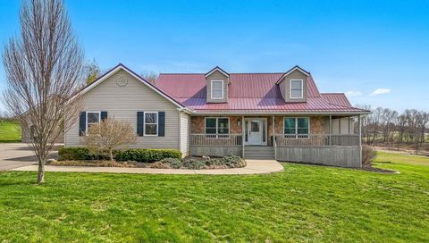 Photo of 112 Arthur Avenue, Newark, OH 43055 (MLS # 226009554)