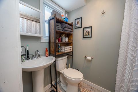 Tiny photo for 405 Maplewood Avenue, Mount Vernon, OH 43050 (MLS # 226004449)