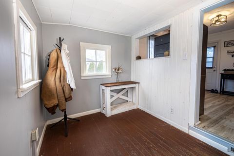 Tiny photo for 405 Maplewood Avenue, Mount Vernon, OH 43050 (MLS # 226004449)