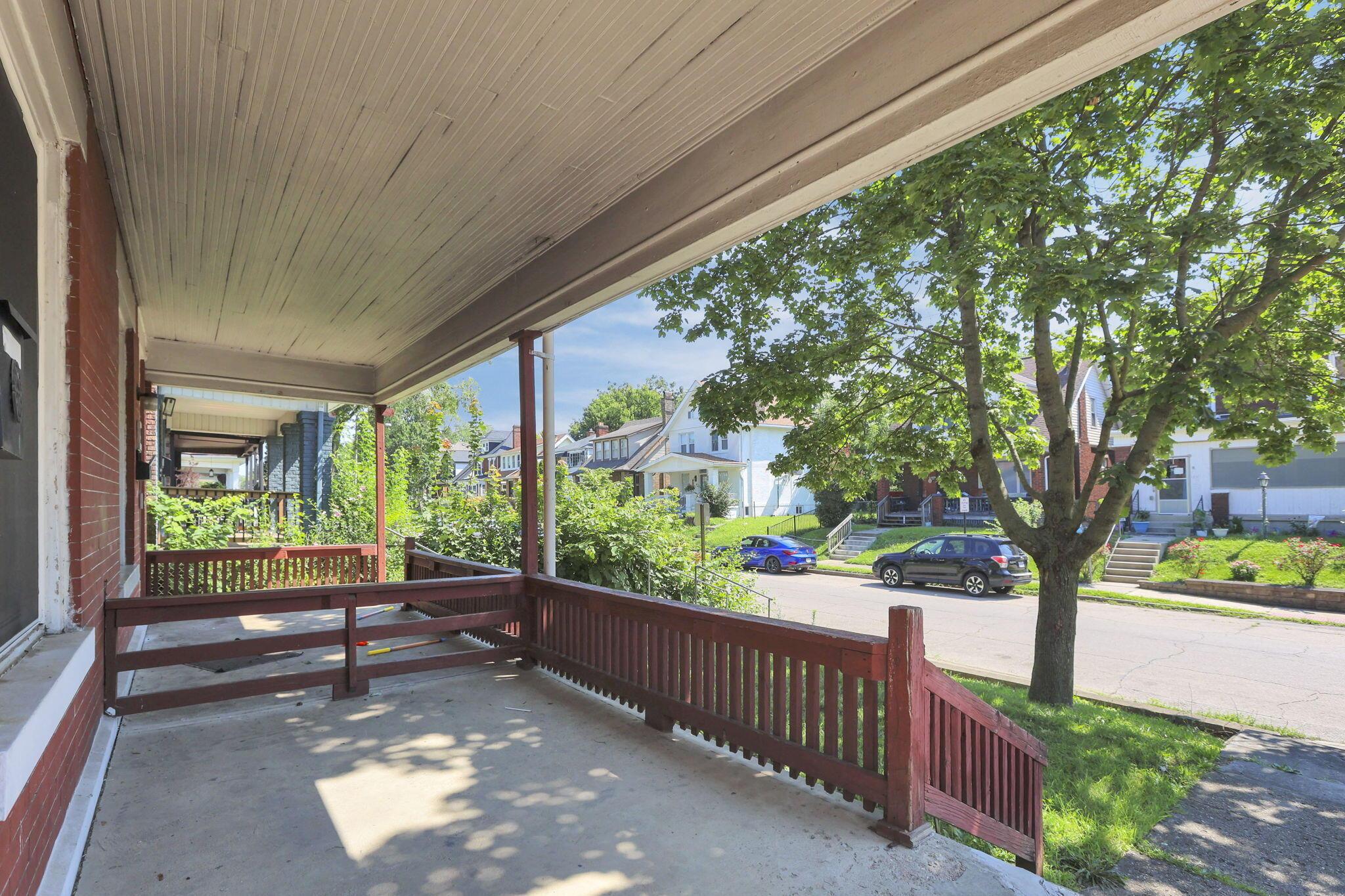 911 Linwood Avenue & 913