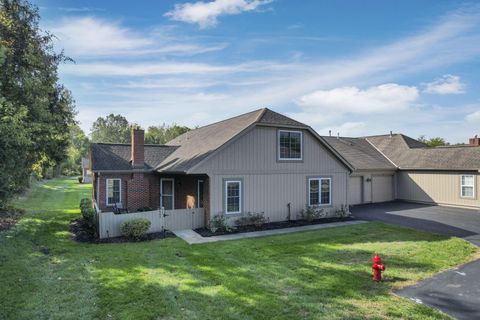 Photo of 549 Chuckas Court E 24 #24, Columbus, OH 43230 (MLS # 225038920)