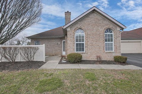 Photo of 291 Pointe Place, Westerville, OH 43082 (MLS # 226005698)