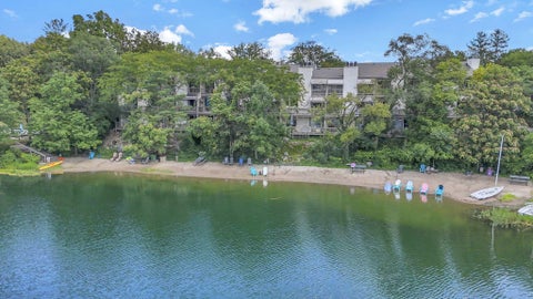 Photo of 1212 Lake Shore Drive C #C, Columbus, OH 43204 (MLS # 226032855)